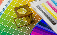 Farbwertebuch und Farbfächer, © Zerbor / Fotolia