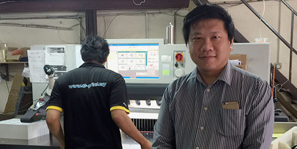 Brian Poon Weng Chiu, CEO e-print, vor seiner POLAR N 115 PRO
