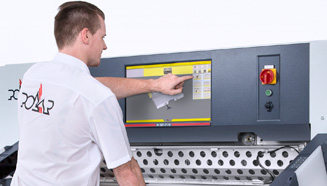 Programmable clamping pressure adjustment